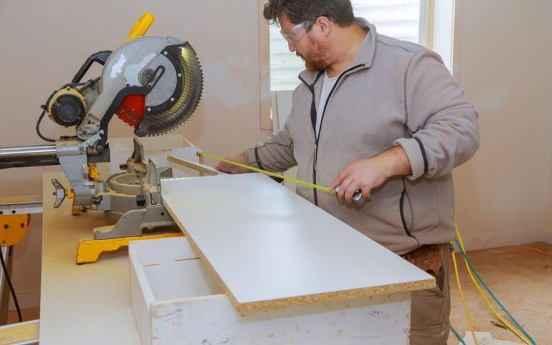 Lámina MDF vs. melamina: ¿qué material conviene para tus muebles?