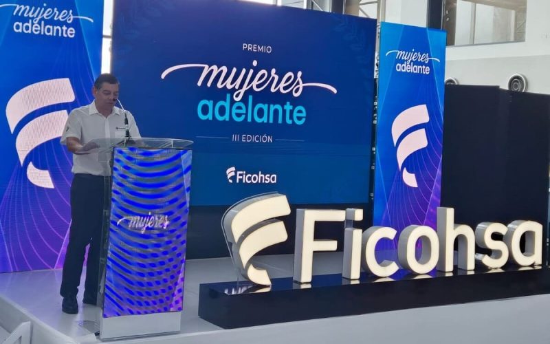 Mujeres Adelante es un programa que lleva a cabo Grupo Financiero Ficohsa