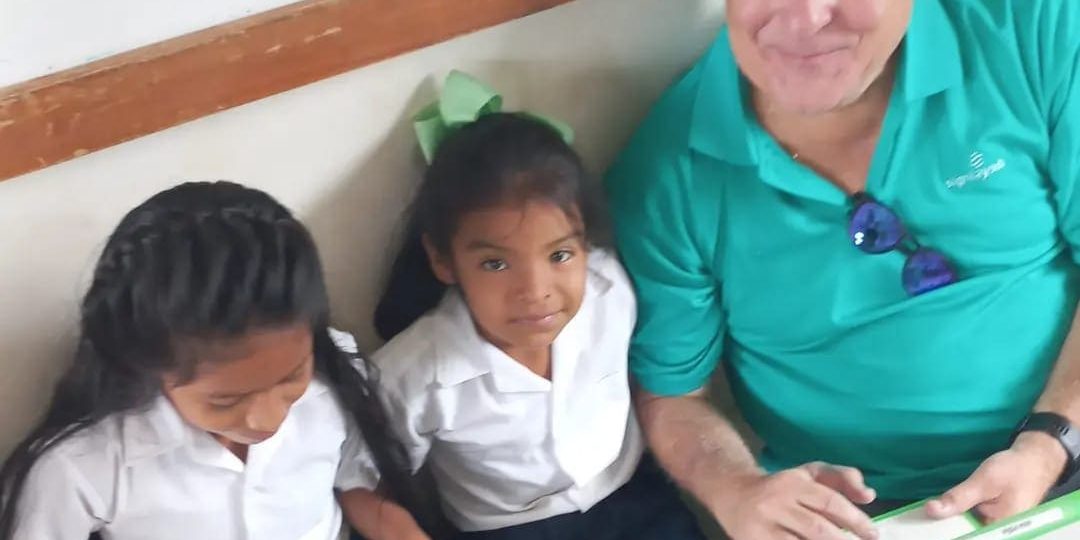 Francisco Martinelli: acciones para proteger a los niños