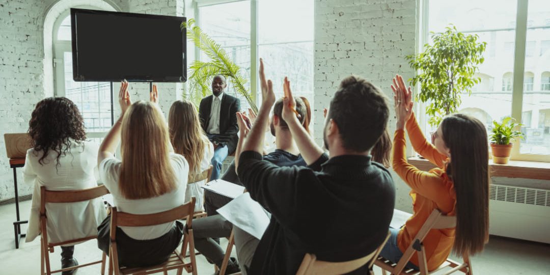 Alquiler de salas de conferencias en Panamá: guía práctica para empresas