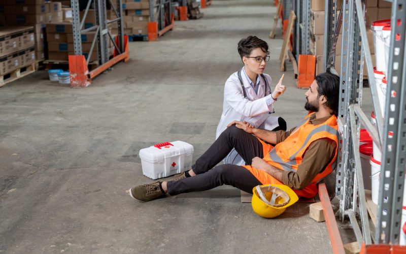 Cumplimiento normativo y seguridad laboral: el papel estratégico de la salud ocupacional
