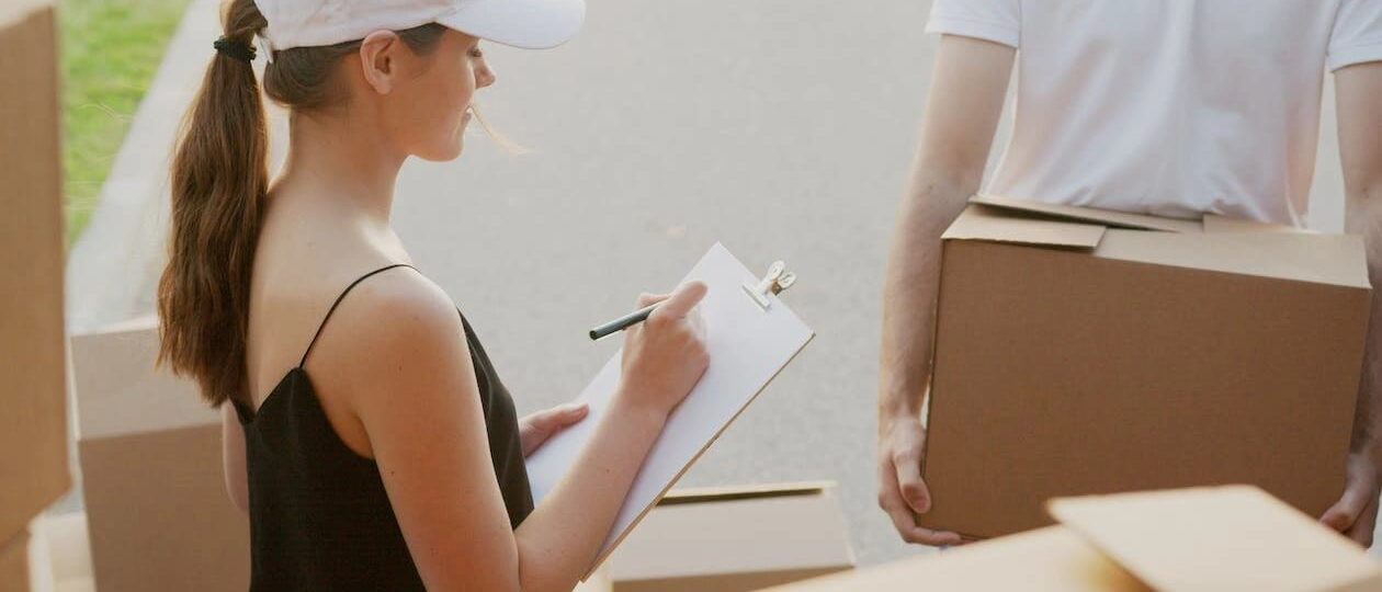 Mejora la satisfacción del cliente con una logística de última milla eficiente en Panamá